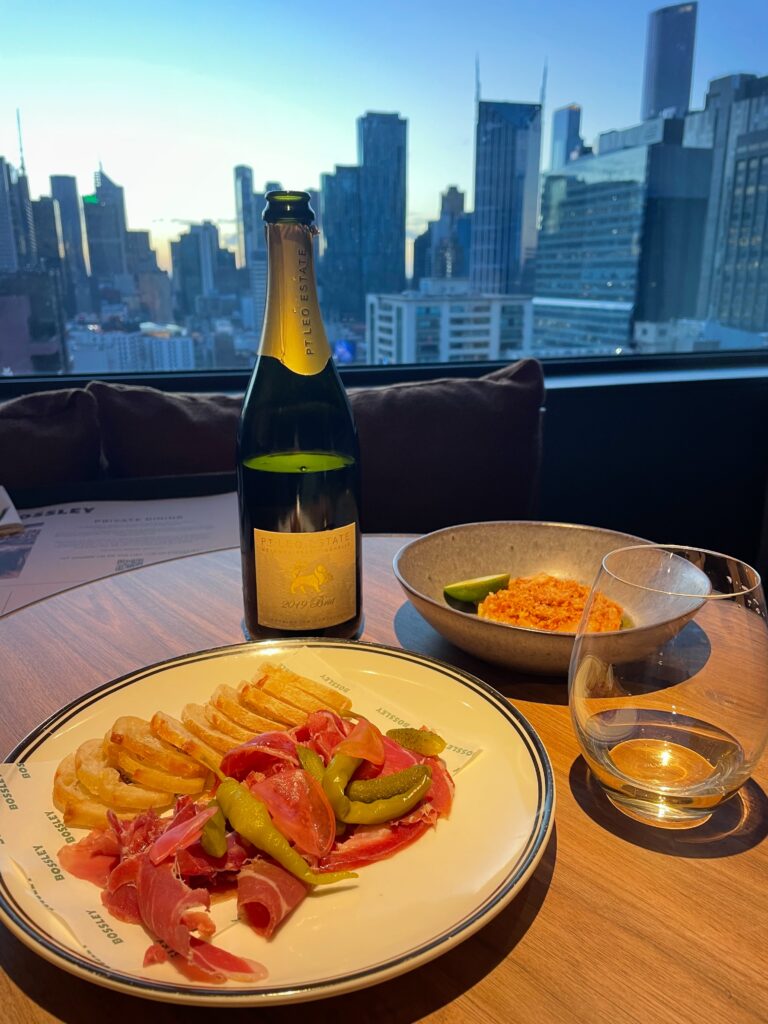 スパークリングワインとセビーチェ