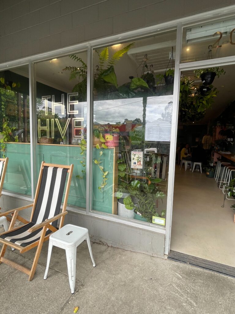 ヒールズビルのカフェ